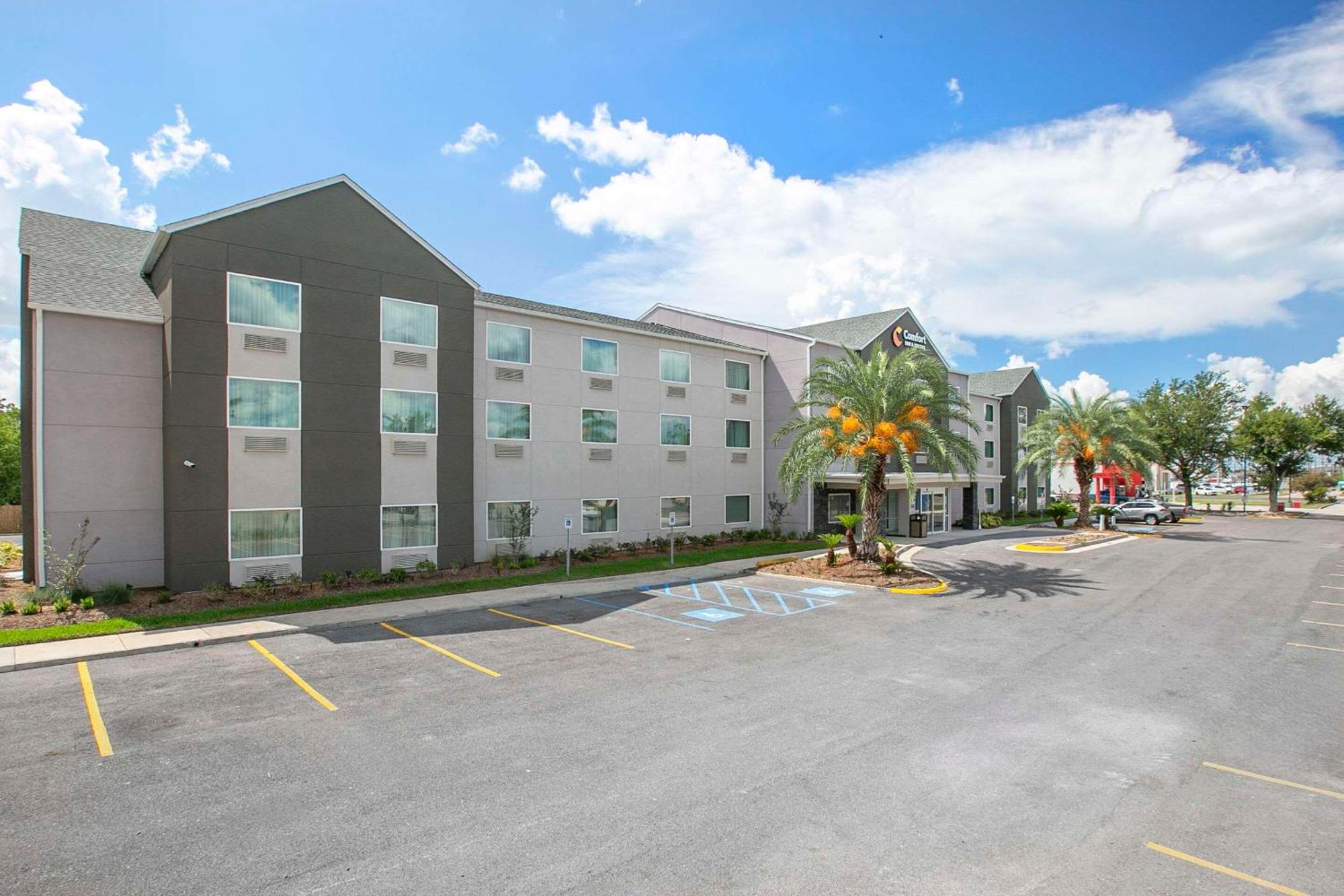 Comfort Inn & Suites โฮมา ภายนอก รูปภาพ